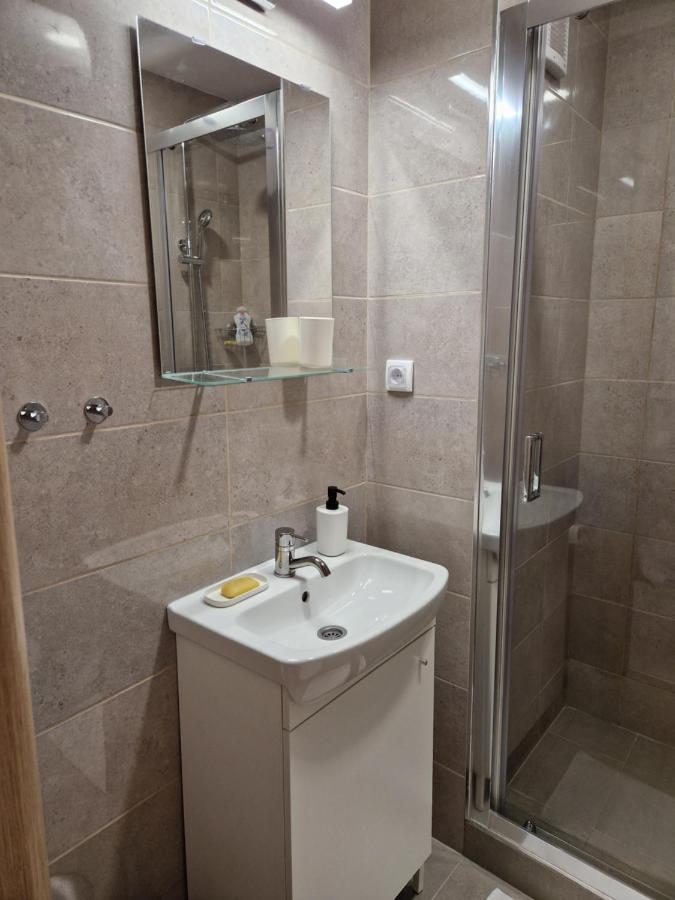 Sofia Apartment Sajmiste Εξωτερικό φωτογραφία